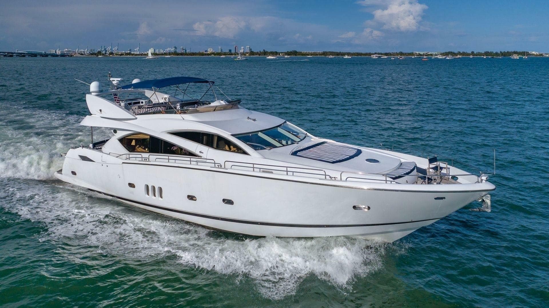 2003 Sunseeker 82 Yacht